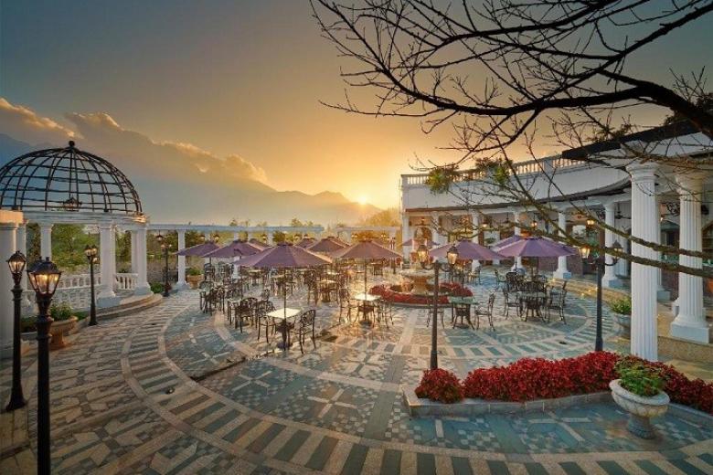 Khuôn viên khách sạn