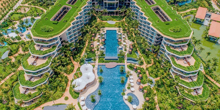 Intercontinental Phú Quốc Long Beach Resort từ trên cao nhìn xuống
