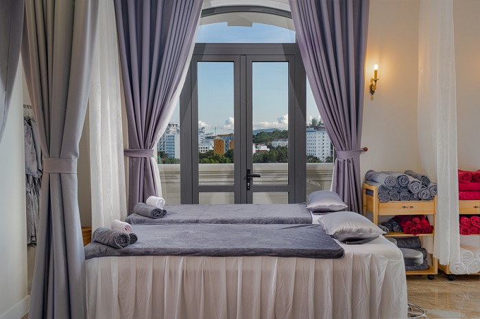 Resort AVS Phú Quốc 4 sao