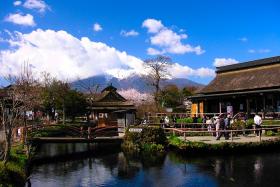 Ghé thăm ngôi làng cổ Oshino Hakkai nổi tiếng của đất nước mặt trời mọc
