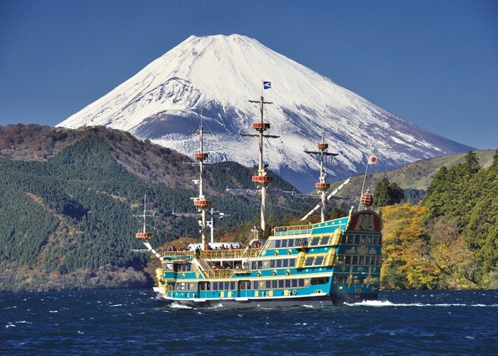 Tàu cướp biển Hakone 