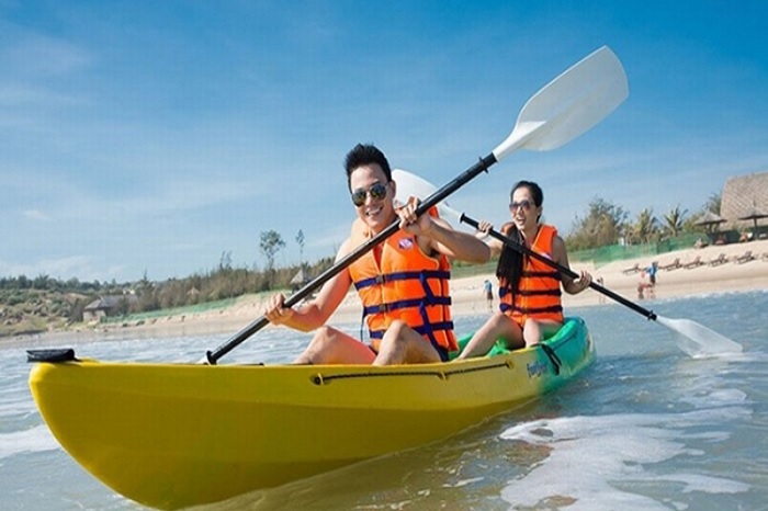 Tour Vũng Tàu: Tham gia chèo thuyền kayak vô cùng thú vị
