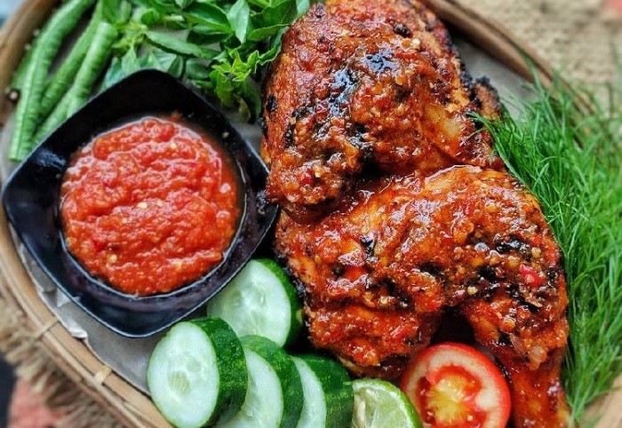 Ayam Taliwang những món ăn siêu cay ở Indonesia