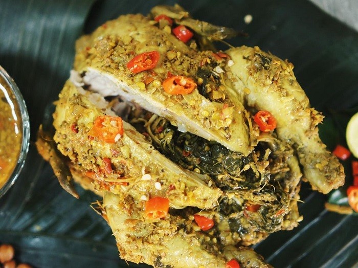Ayam Betutu những món ăn siêu cay ở Indonesia 