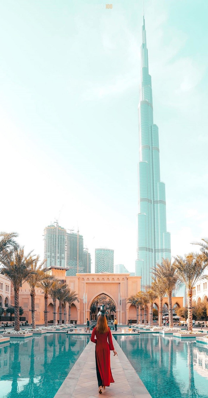 bộ ảnh mặc áo dài Việt check in hơn 10 quốc gia - Burj Khalifa