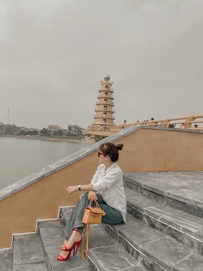 Cầu đi bộ ở Việt Trì, Phú Thọ - nhìn xa xăm
