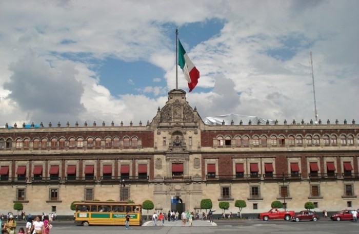Cung điện quốc gia Mexico có nhiều điều thú vị chờ bạn đến khám phá