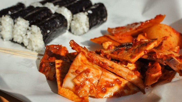Chi phí ăn uống ở đảo Bijindo rất đắt đỏ