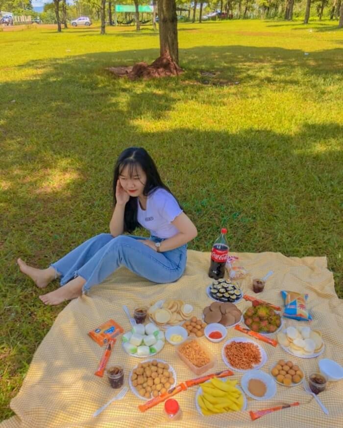 Gia Lai Pine Hill - a fun picnic
