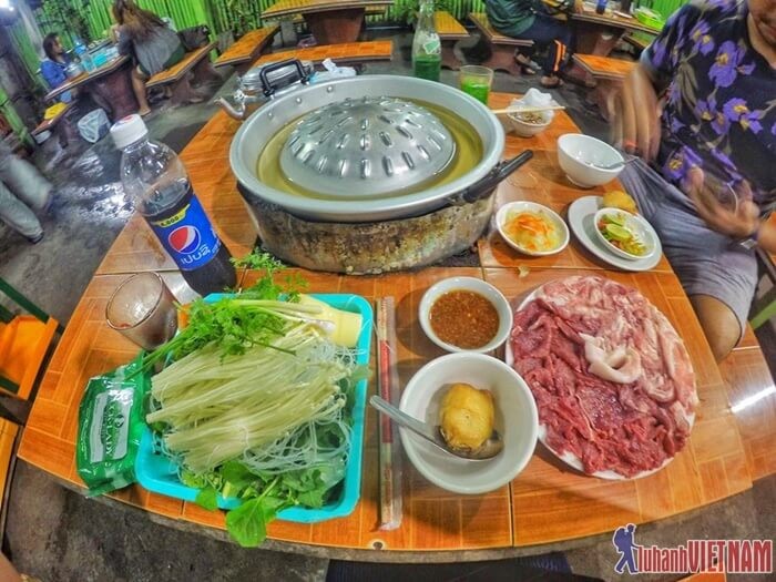 Ăn gì khi du lịch Luang Prabang Lào?