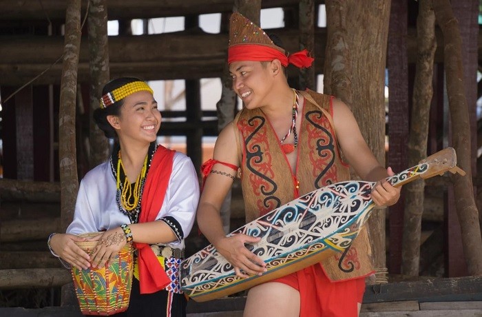 Trang phục truyền thống của người Lundayeh - kinh nghiệm du lịch Borneo tự túc