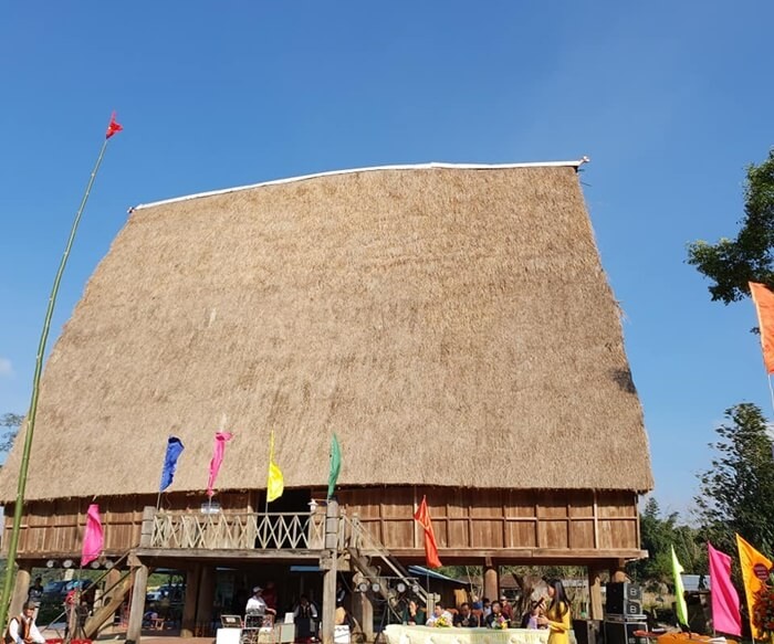 Kon Bring community tourism village - Rong house