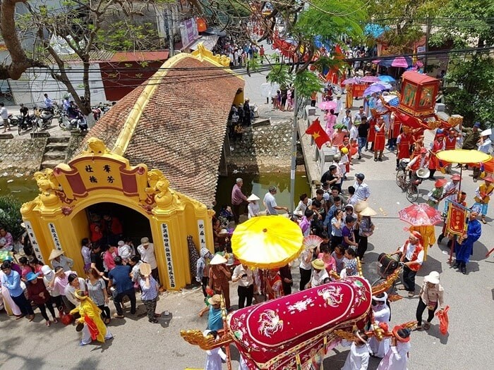 Đặc sắc với lễ hội chùa Lương Hậu, Nam Định 