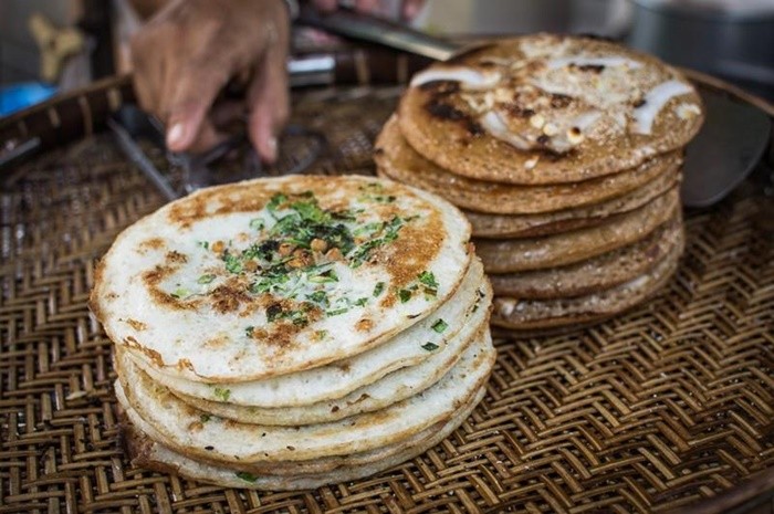 Món ngon ở Yangon - bánh chiên Bein Mont