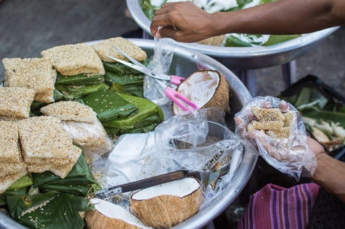 Món ngon ở Yangon - bánh nếp