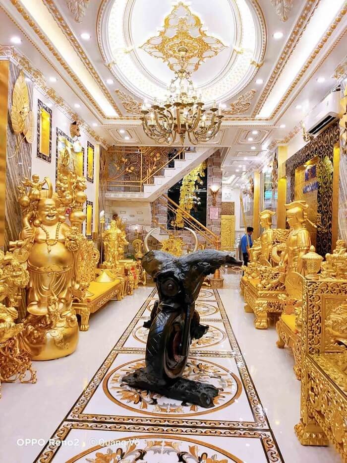 Gold-plated house in Can Tho - interior of the house