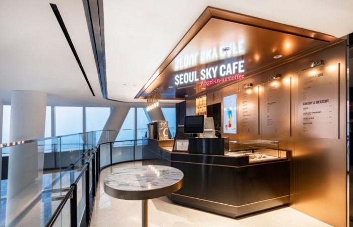 Điểm uống cà phê ở Lotte World Tower - nhà hàng cao nhất Hàn Quốc