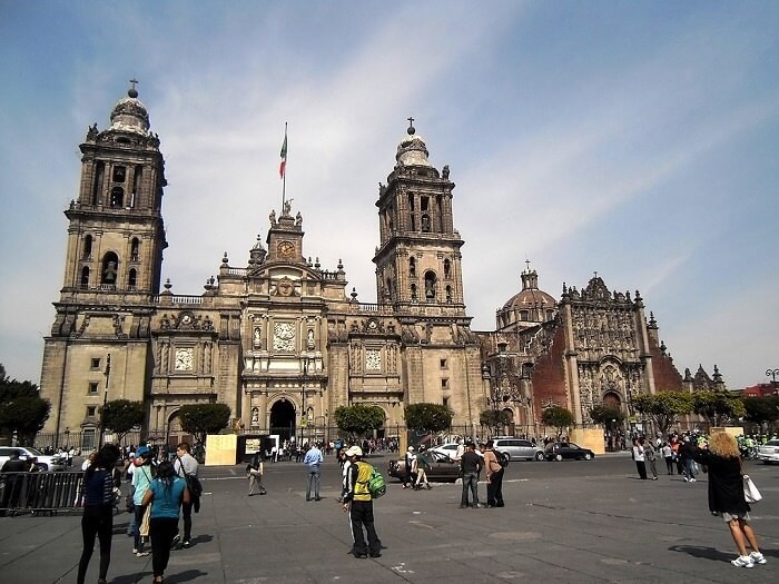 Những địa điểm du lịch ở Mexico - thành phố Mexico & nhà thờ Metropolitan