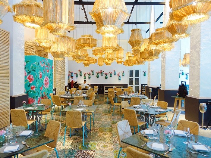 Không gian nhà hàng Candlenut - top nhà hàng tốt nhất Singapore