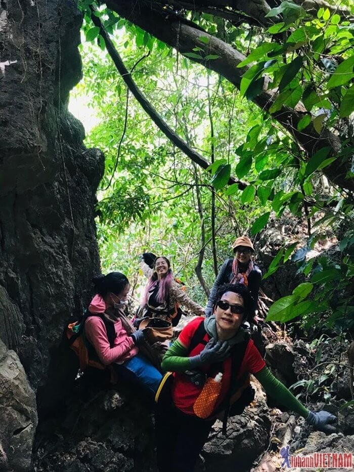 Trekking Hang Tiên Quảng Bình 3N2Đ với trải nghiệm cực đã