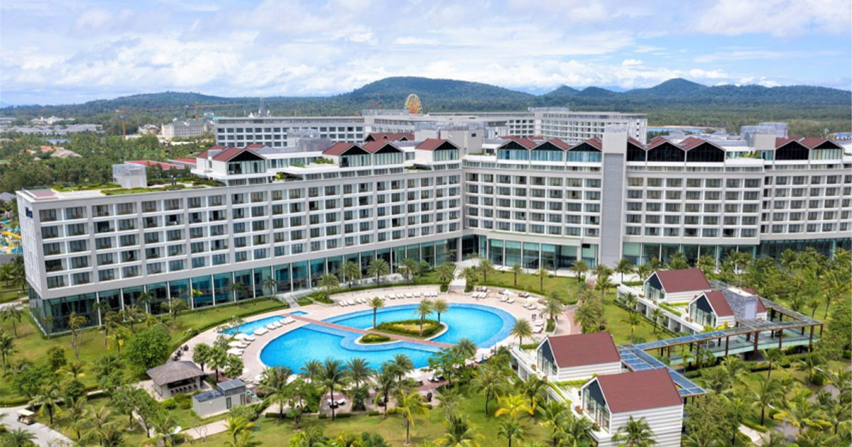 Combo 3N2Đ tại VinOasis Resort Phú Quốc 5* + Vé Máy Bay + Vui chơi tại Vinwonder và Safari + Ăn sáng + Đón tiễn sân bay