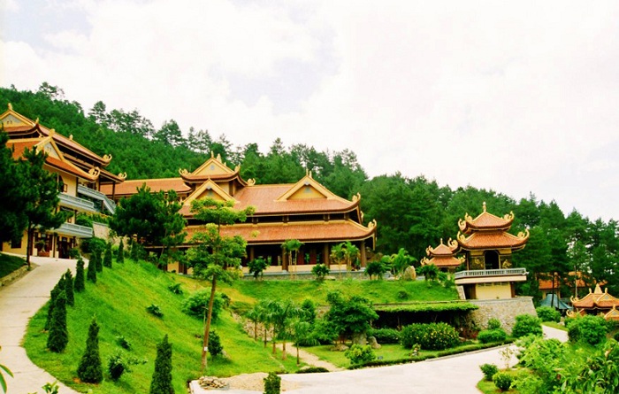 Ghé Thăm Thiền Viện Trúc Lâm Đà Lạt - Một Trong Ba Thiền Viện Lớn Nhất Việt Nam