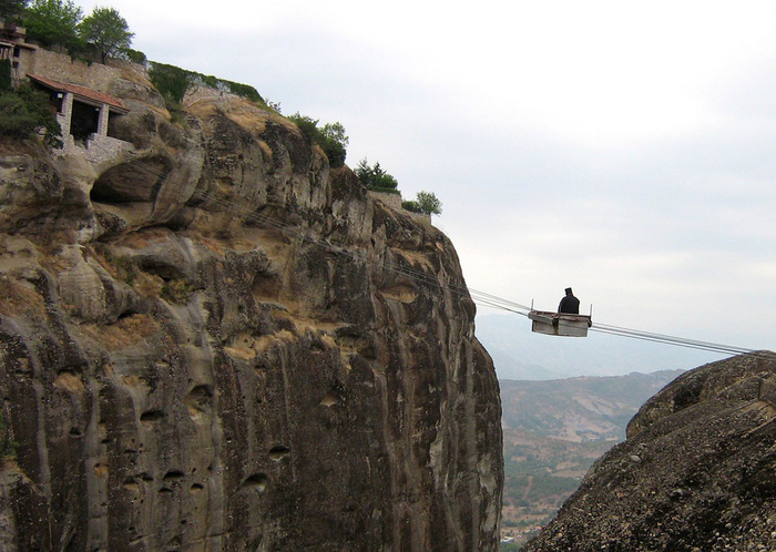tu-vien-Meteora-2
