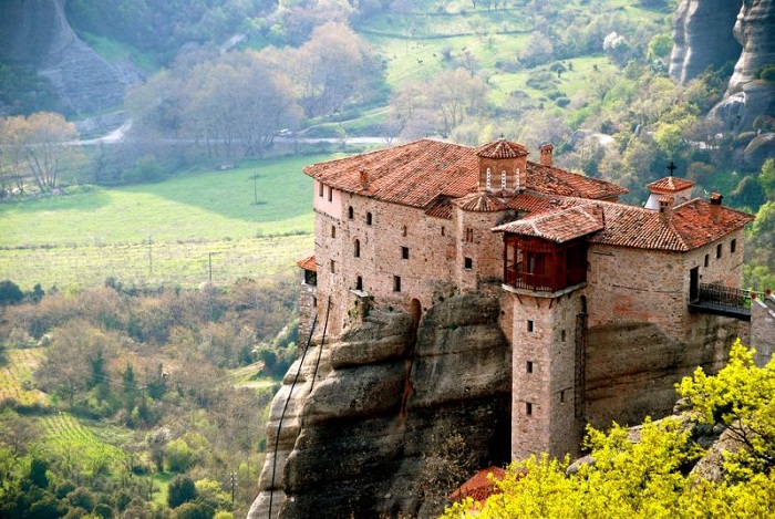 tu-vien-Meteora