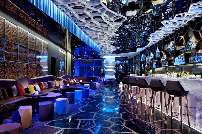 Ozone tại Ritz – Carlton - Địa chỉ quán Bar tầng thượng đẹp ở Hồng Kông