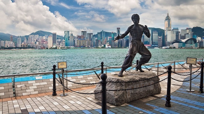 Đại lộ ngôi sao - Địa điểm tham quan gần bảo tàng Lịch sử Hồng Kông