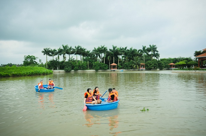 canoeing - worth a try at Truong Thanh Farm Hai Phong