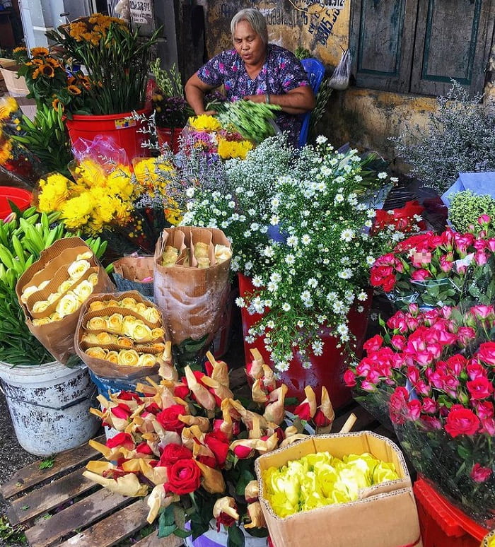 chợ hoa - điểm thú vị của Làng hoa Hạ Lũng 