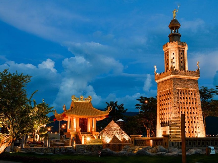 Công viên kỳ quan thế giới Đà Nẵng-trungdao