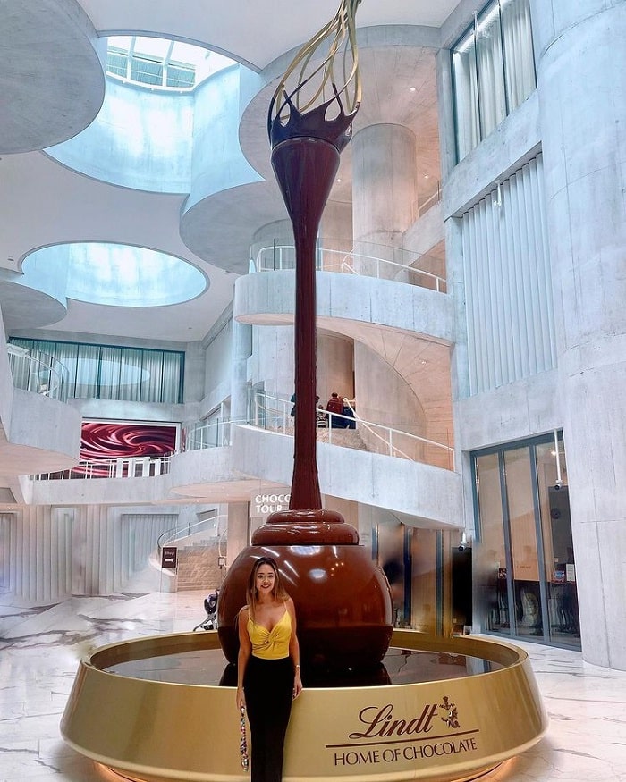 đài phun sô cô la - điểm nhấn tại bảo tàng sô cô la ở Thụy Sĩ