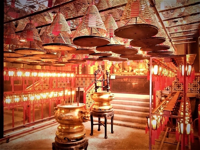 Tham quan đền Manmo ở Hồng Kông 