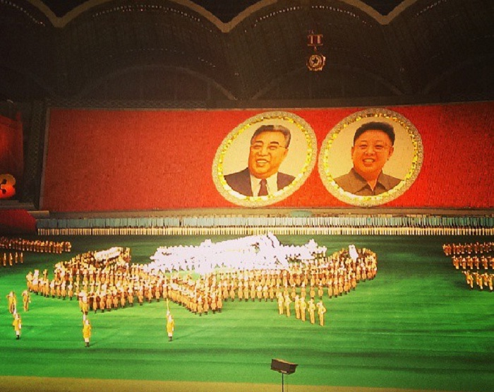 hình 2 vị Chủ tịch - điểm ý nghĩa của Lễ hội Arirang Triều Tiên 