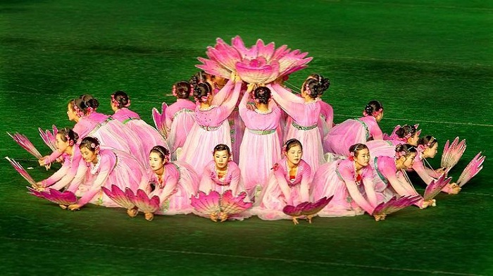 hoa - biểu tượng đẹp trong Lễ hội Arirang Triều Tiên