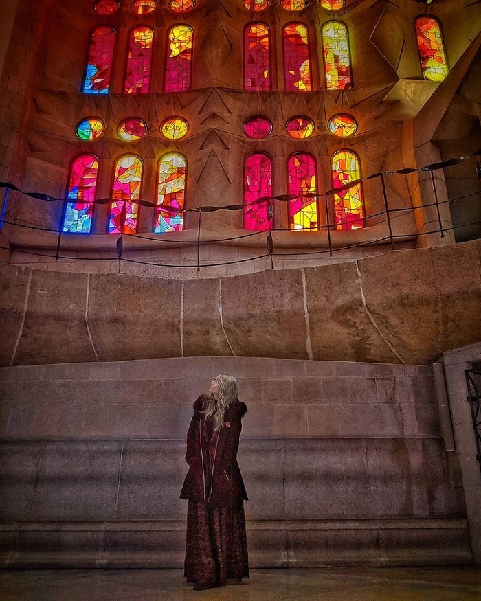 không gian huyền ảo - điểm thú vị của Nhà thờ La Sagrada Familia 