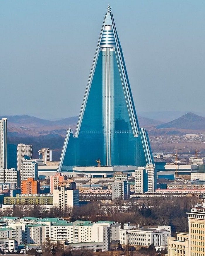 vẻ đẹp sang trọng của 'Khách sạn tận thế' ở Triều Tiên hiện nay