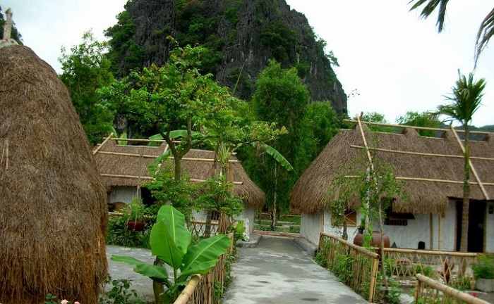 Ngôi làng Cố Viên Lầu Ninh Bình