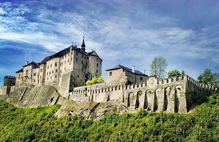 lâu đài Sternberk - điểm du lịch Bohemia tuyệt đẹp