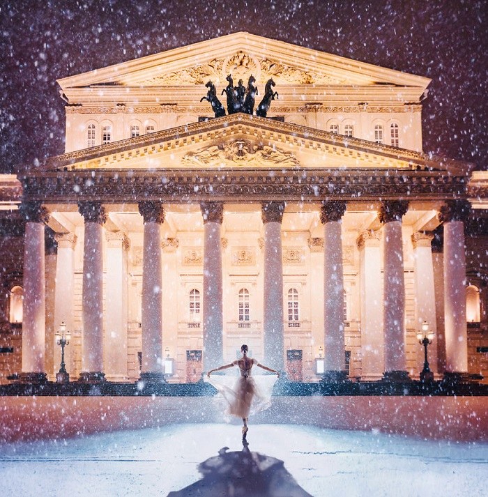 nhà hát Bolshoi  điểm chụp ảnh mùa đông đẹp ở Nga