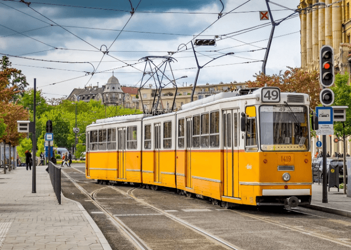 Phương tiện đi lại ở Budapest - đi lại bằng tram