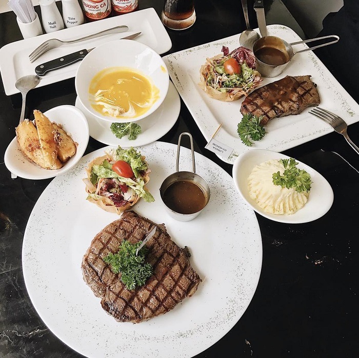 quán ăn ở Sài Gòn phục vụ Tết - Topping Beef Steakhouse
