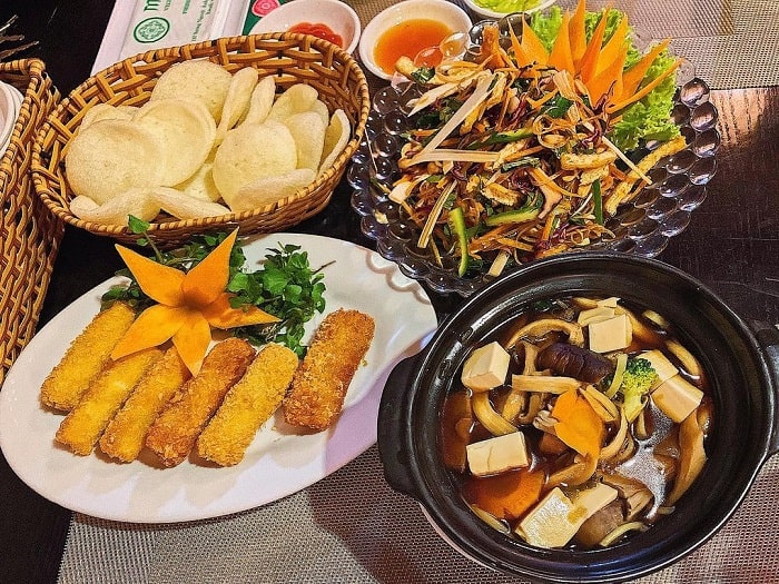 Delicious vegetarian restaurant in Saigon - Mandala vegetarian