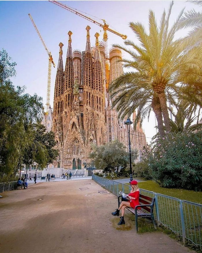 vẻ đẹp của Nhà thờ La Sagrada Familia 
