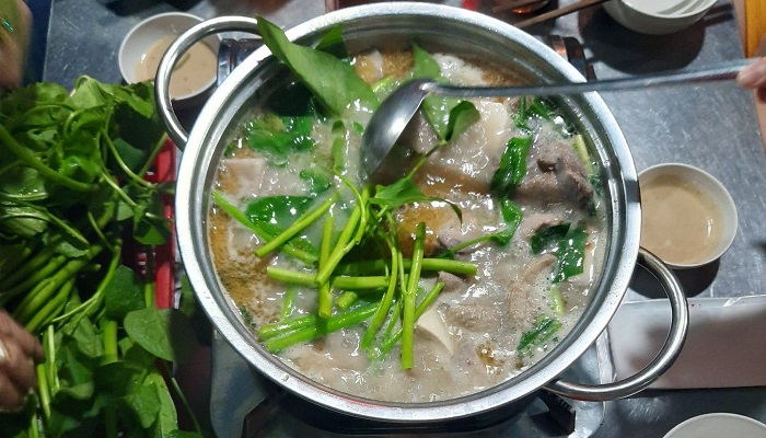 lẩu vịt nấu chao Cần Thơ - quán Cô Minh