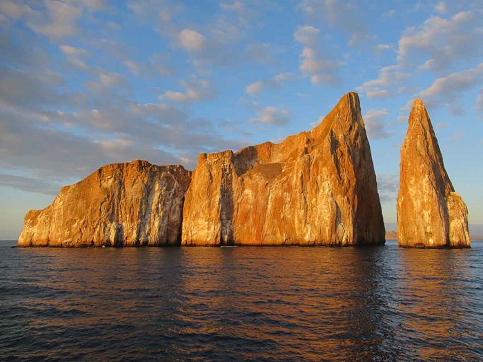 Kicker Rock du lịch quần đảo Galapagos