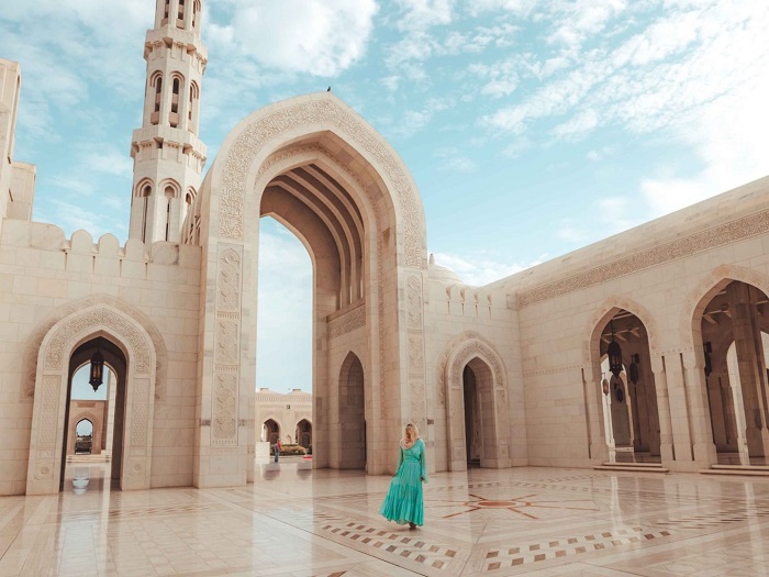 Nhà thờ Hồi giáo lớn Sultan Qaboos, Muscat, Oman - công trình Hồi giáo đẹp nhất thế giới