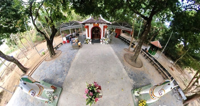 Temple of Uncle Cai Prince - visit